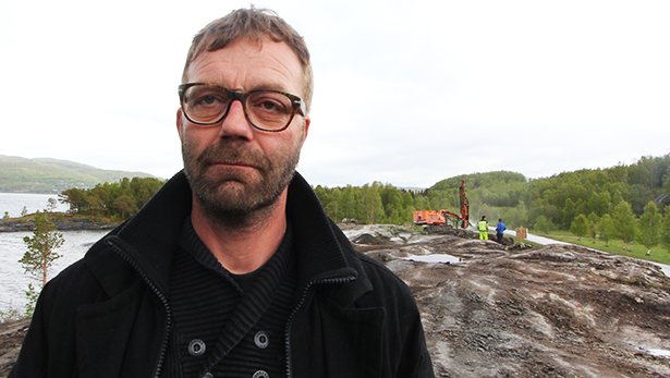 Nyhetsklipp: Graver tomter på Garsnes - 16/06-2015